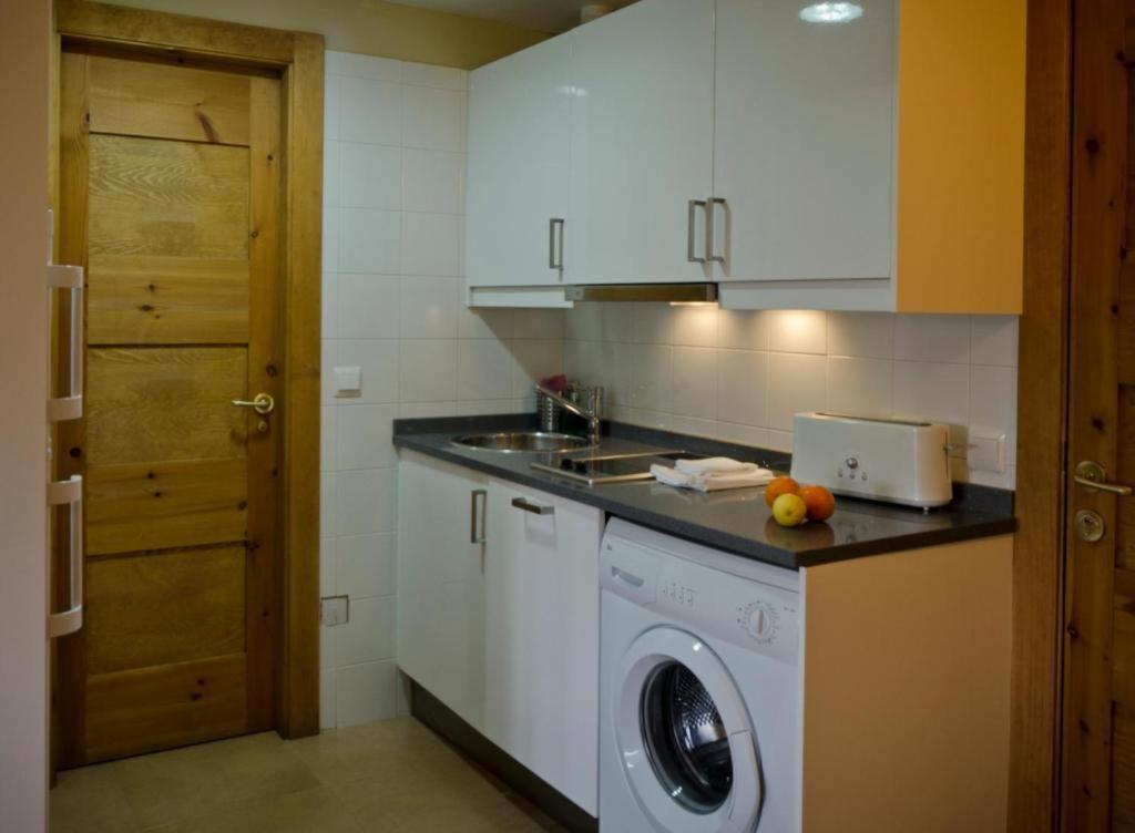 Apartamentos Playa Галисано Экстерьер фото